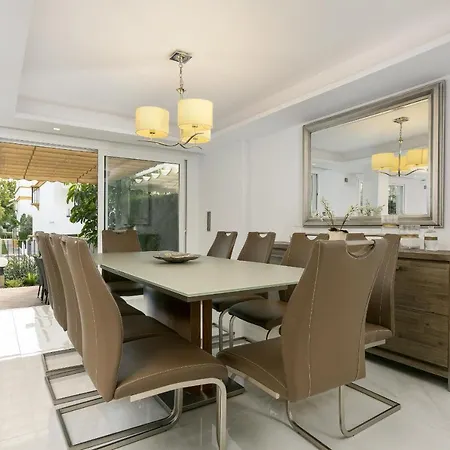 Casa Isa マルベーリャ